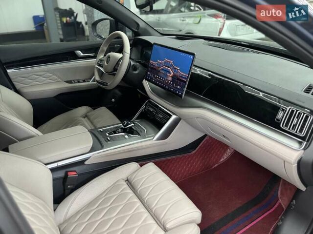 Серый БИД Tang, объемом двигателя 0 л и пробегом 26 тыс. км за 35200 $, фото 8 на Automoto.ua