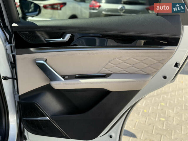 Серый БИД Tang, объемом двигателя 0 л и пробегом 10 тыс. км за 35900 $, фото 56 на Automoto.ua