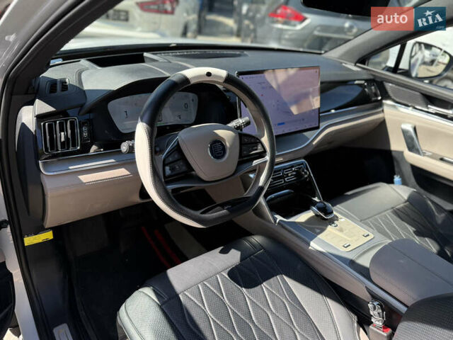 Серый БИД Tang, объемом двигателя 0 л и пробегом 10 тыс. км за 35900 $, фото 44 на Automoto.ua