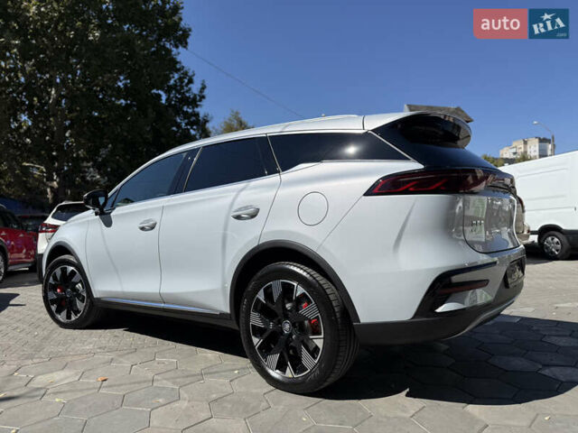 Серый БИД Tang, объемом двигателя 0 л и пробегом 10 тыс. км за 35900 $, фото 33 на Automoto.ua