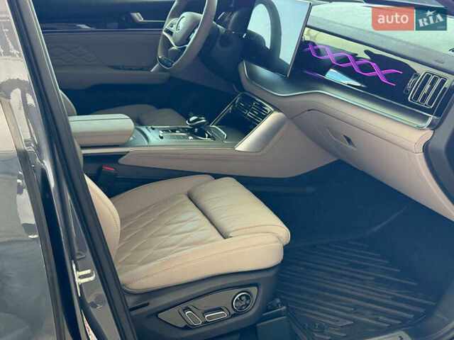 Серый БИД Tang, объемом двигателя 0 л и пробегом 23 тыс. км за 36990 $, фото 20 на Automoto.ua