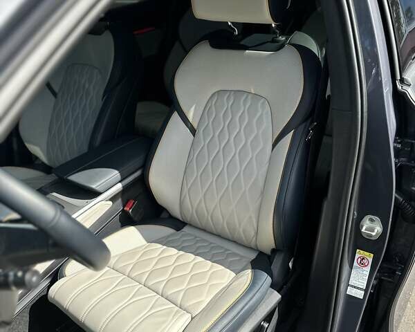 Серый БИД Tang, объемом двигателя 0 л и пробегом 16 тыс. км за 38000 $, фото 16 на Automoto.ua