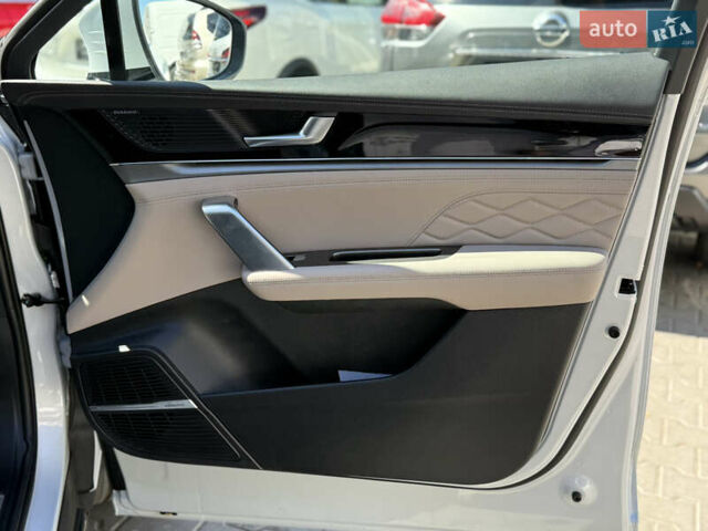 Серый БИД Tang, объемом двигателя 0 л и пробегом 10 тыс. км за 35900 $, фото 57 на Automoto.ua