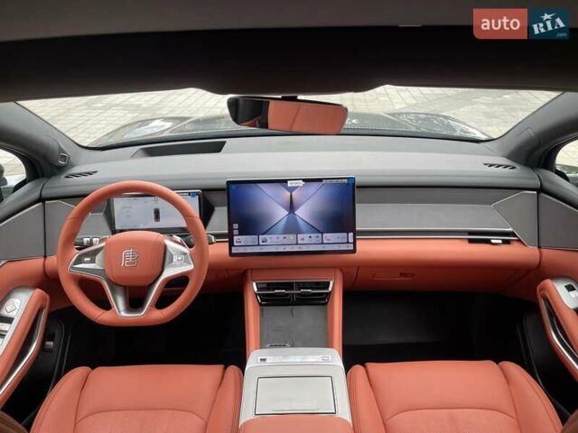 Серый БИД Tang L, объемом двигателя 0 л и пробегом 2 тыс. км за 38800 $, фото 6 на Automoto.ua