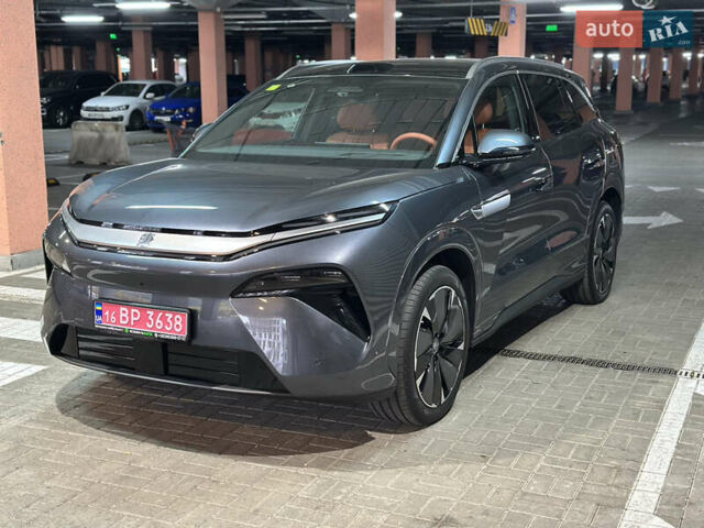 Серый БИД Tang L, объемом двигателя 0 л и пробегом 1 тыс. км за 43300 $, фото 1 на Automoto.ua