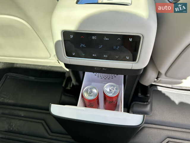 БІД Tang L 2025 у Чернівцях на Automoto.ua Зелений БІД Tang L, об'ємом двигуна 0 л та пробігом 1 тис. км за 45000 $, фото 16 на Automoto.ua