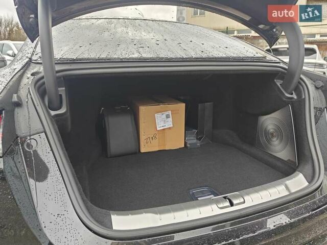 Чорний БІД YANGWANG U7, об'ємом двигуна 0 л та пробігом 1 тис. км за 102200 $, фото 16 на Automoto.ua