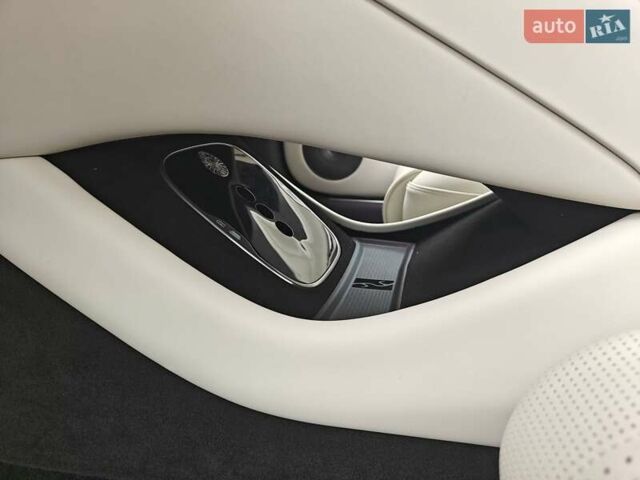 Чорний БІД YANGWANG U7, об'ємом двигуна 0 л та пробігом 1 тис. км за 102200 $, фото 27 на Automoto.ua