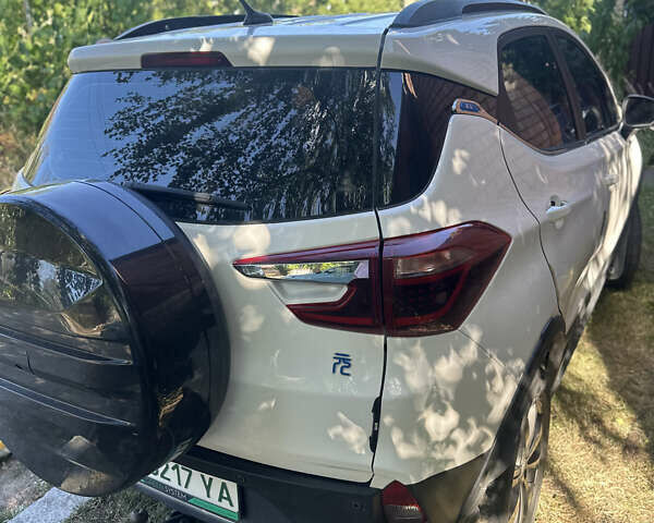 Белый БИД Yuan, объемом двигателя 0 л и пробегом 120 тыс. км за 12100 $, фото 7 на Automoto.ua