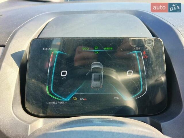 Белый БИД Yuan, объемом двигателя 0 л и пробегом 53 тыс. км за 13100 $, фото 6 на Automoto.ua