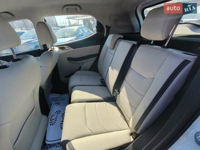 Белый БИД Yuan, объемом двигателя 0 л и пробегом 53 тыс. км за 13100 $, фото 15 на Automoto.ua