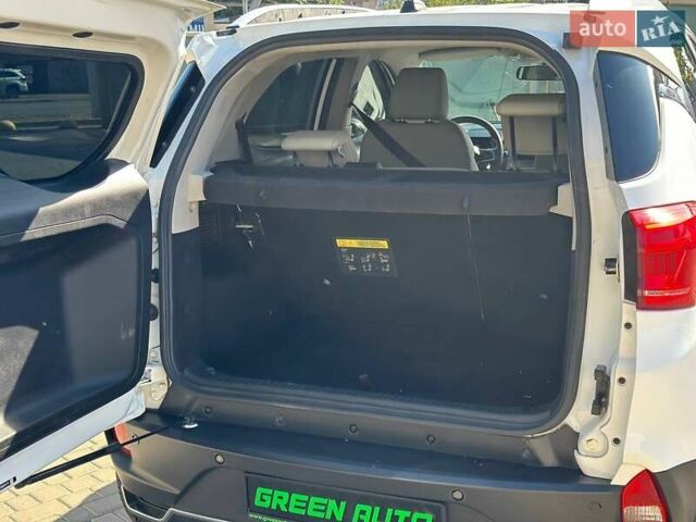 Белый БИД Yuan, объемом двигателя 0 л и пробегом 68 тыс. км за 12700 $, фото 9 на Automoto.ua