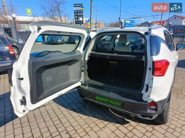 Белый БИД Yuan, объемом двигателя 0 л и пробегом 53 тыс. км за 13100 $, фото 14 на Automoto.ua