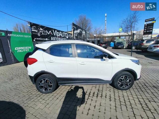 Белый БИД Yuan, объемом двигателя 0 л и пробегом 53 тыс. км за 13100 $, фото 5 на Automoto.ua
