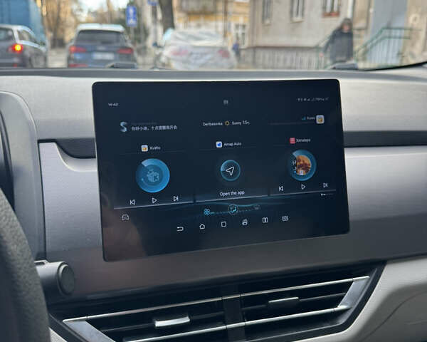 Белый БИД Yuan, объемом двигателя 0 л и пробегом 65 тыс. км за 17500 $, фото 19 на Automoto.ua