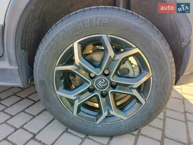 Белый БИД Yuan, объемом двигателя 0 л и пробегом 53 тыс. км за 13100 $, фото 11 на Automoto.ua