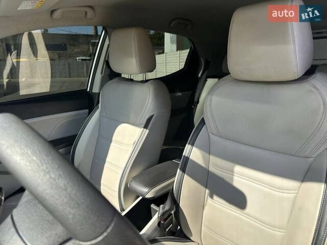 Белый БИД Yuan, объемом двигателя 0 л и пробегом 68 тыс. км за 12700 $, фото 21 на Automoto.ua