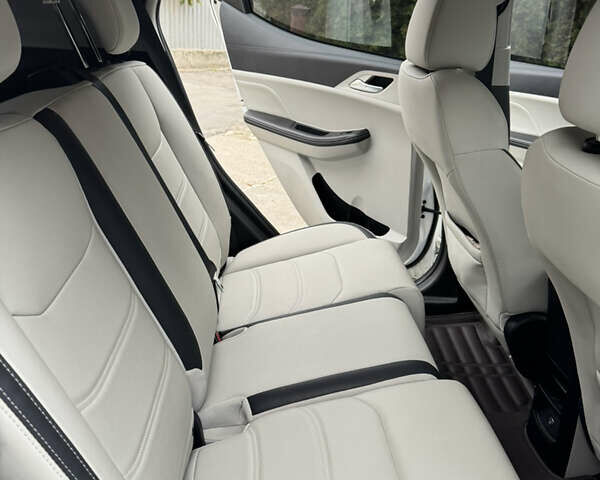 БІД Yuan 2022 у Харкові на Automoto.ua Білий БІД Yuan, об'ємом двигуна 0 л та пробігом 31 тис. км за 16950 $, фото 3 на Automoto.ua