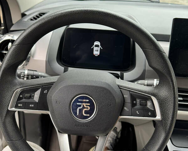 БІД Yuan 2022 у Харкові на Automoto.ua Білий БІД Yuan, об'ємом двигуна 0 л та пробігом 31 тис. км за 16950 $, фото 4 на Automoto.ua