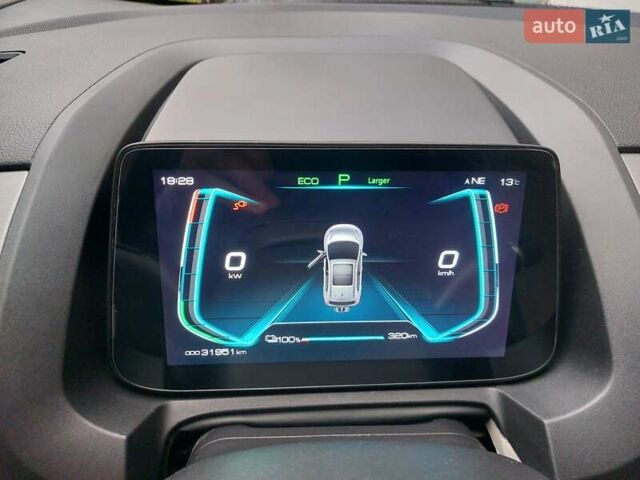 Белый БИД Yuan, объемом двигателя 0 л и пробегом 32 тыс. км за 16000 $, фото 15 на Automoto.ua