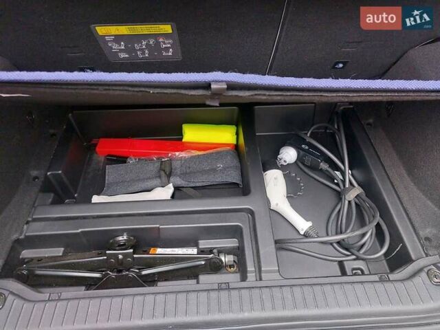 Белый БИД Yuan, объемом двигателя 0 л и пробегом 32 тыс. км за 16000 $, фото 7 на Automoto.ua