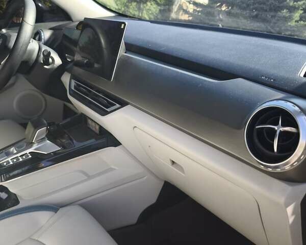 Белый БИД Yuan, объемом двигателя 0 л и пробегом 40 тыс. км за 17000 $, фото 5 на Automoto.ua