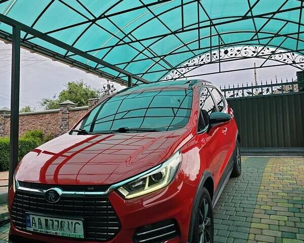 БИД Yuan 2019 в Киеве на Automoto.ua Красный БИД Yuan, объемом двигателя 0 л и пробегом 63 тыс. км за 11500 $, фото 10 на Automoto.ua