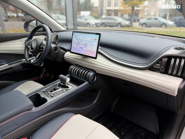 БІД Yuan EV, об'ємом двигуна 2.45 л та пробігом 41 тис. км за 20800 $, фото 12 на Automoto.ua