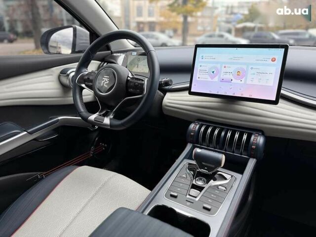 БІД Yuan EV, об'ємом двигуна 2.45 л та пробігом 41 тис. км за 20800 $, фото 10 на Automoto.ua