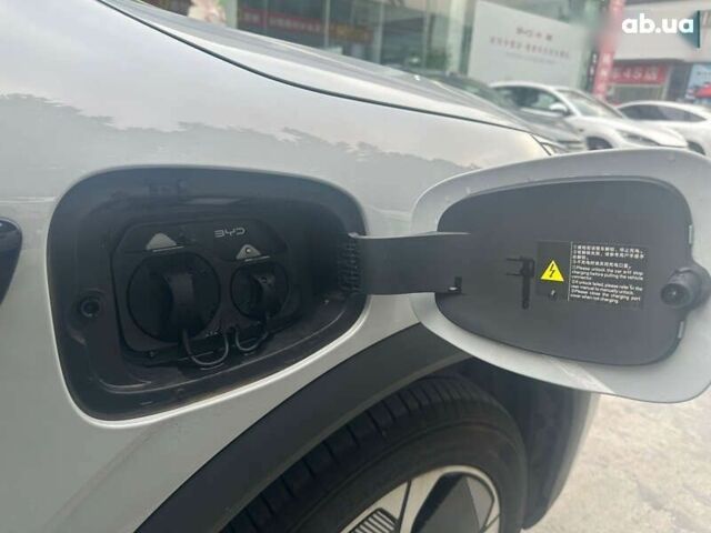 БИД Yuan EV, объемом двигателя 2.45 л и пробегом 7 тыс. км за 19300 $, фото 7 на Automoto.ua