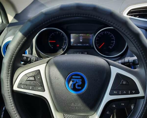 Белый БИД Yuan EV360, объемом двигателя 0 л и пробегом 47 тыс. км за 14400 $, фото 15 на Automoto.ua