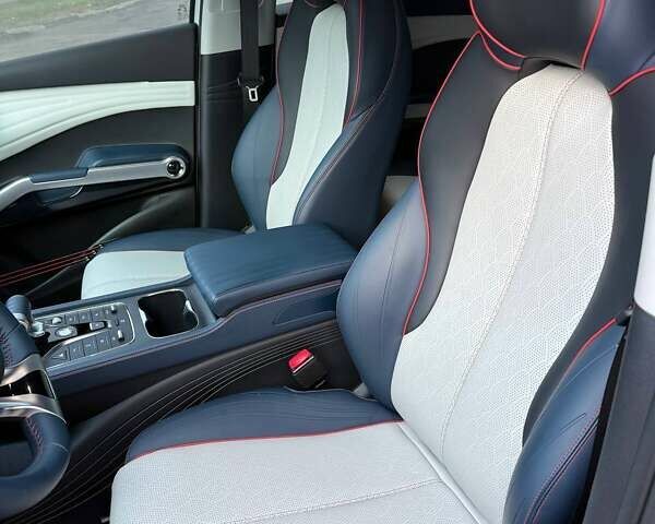 Білий БІД Yuan Plus, об'ємом двигуна 0 л та пробігом 60 тис. км за 20900 $, фото 10 на Automoto.ua