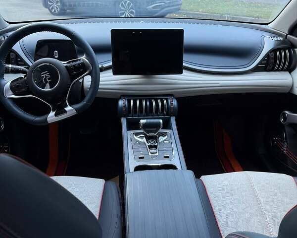 Білий БІД Yuan Plus, об'ємом двигуна 0 л та пробігом 60 тис. км за 20900 $, фото 14 на Automoto.ua