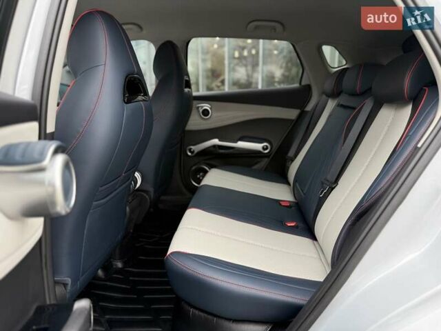 Білий БІД Yuan Plus, об'ємом двигуна 0 л та пробігом 41 тис. км за 20800 $, фото 17 на Automoto.ua