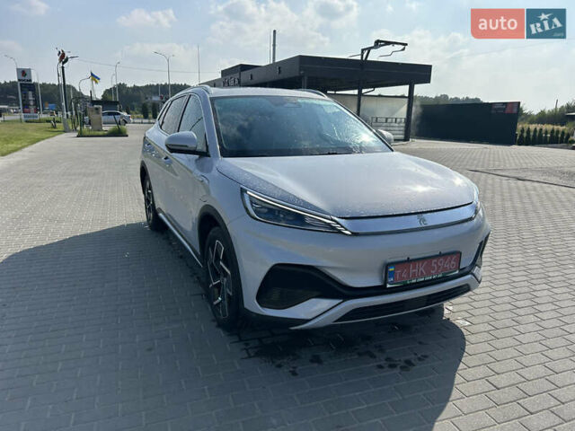 Белый БИД Yuan Plus, объемом двигателя 0 л и пробегом 23 тыс. км за 20500 $, фото 3 на Automoto.ua