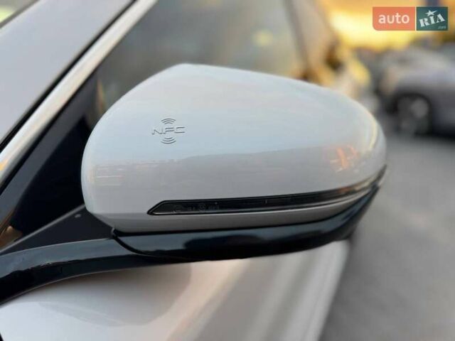 Белый БИД Yuan Plus, объемом двигателя 0 л и пробегом 22 тыс. км за 20900 $, фото 33 на Automoto.ua