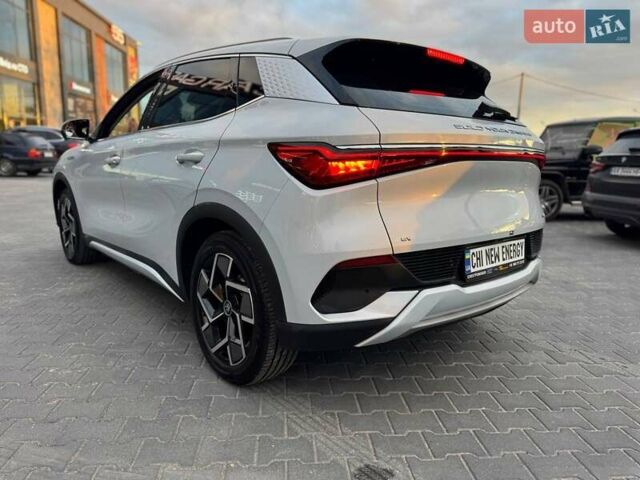 Белый БИД Yuan Plus, объемом двигателя 0 л и пробегом 22 тыс. км за 20900 $, фото 10 на Automoto.ua