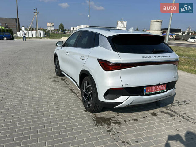 Белый БИД Yuan Plus, объемом двигателя 0 л и пробегом 23 тыс. км за 20500 $, фото 6 на Automoto.ua