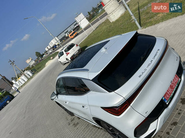 Белый БИД Yuan Plus, объемом двигателя 0 л и пробегом 23 тыс. км за 20500 $, фото 5 на Automoto.ua