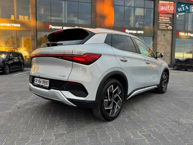 Белый БИД Yuan Plus, объемом двигателя 0 л и пробегом 22 тыс. км за 20900 $, фото 24 на Automoto.ua