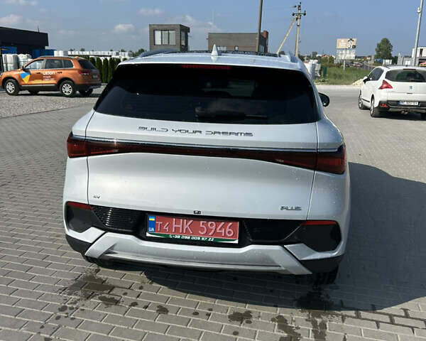 Белый БИД Yuan Plus, объемом двигателя 0 л и пробегом 23 тыс. км за 20500 $, фото 7 на Automoto.ua