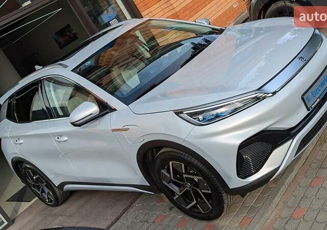 Білий БІД Yuan Plus, об'ємом двигуна 0 л та пробігом 1 тис. км за 22499 $, фото 8 на Automoto.ua