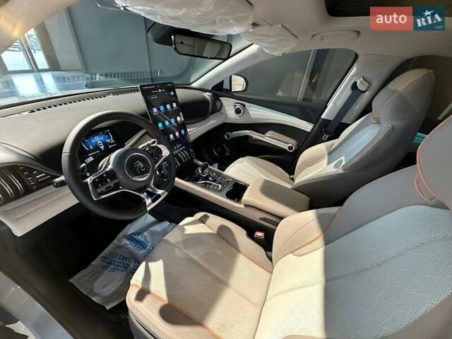Белый БИД Yuan Plus, объемом двигателя 0 л и пробегом 1 тыс. км за 21900 $, фото 15 на Automoto.ua