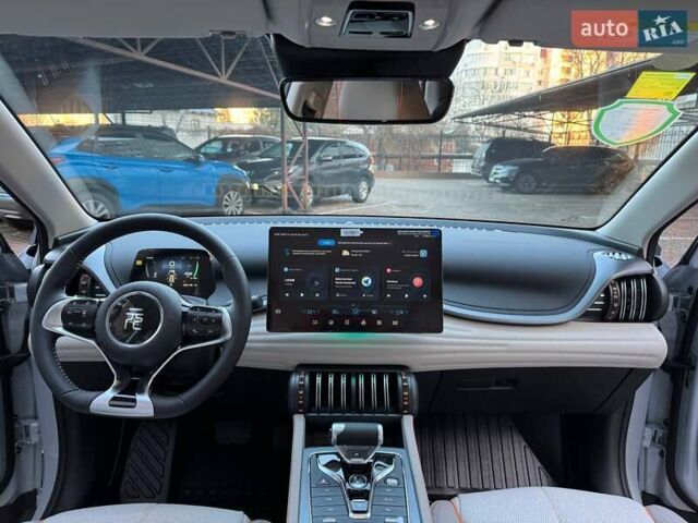 Белый БИД Yuan Plus, объемом двигателя 0 л и пробегом 1 тыс. км за 23000 $, фото 17 на Automoto.ua