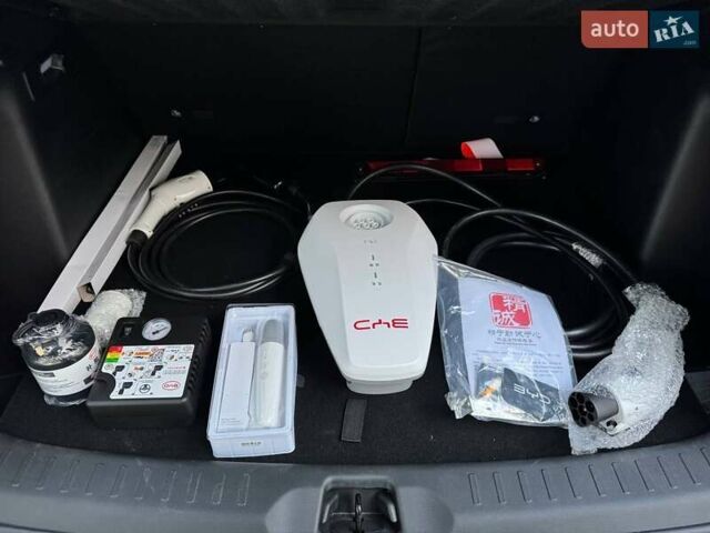 Белый БИД Yuan Plus, объемом двигателя 0 л и пробегом 1 тыс. км за 23000 $, фото 11 на Automoto.ua