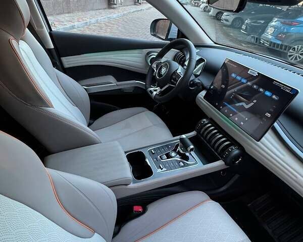 Белый БИД Yuan Plus, объемом двигателя 0 л и пробегом 1 тыс. км за 23000 $, фото 22 на Automoto.ua