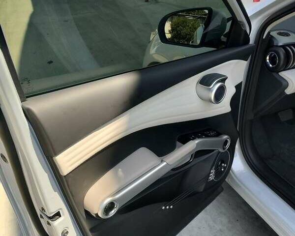 Білий БІД Yuan Plus, об'ємом двигуна 0 л та пробігом 6 тис. км за 19500 $, фото 10 на Automoto.ua