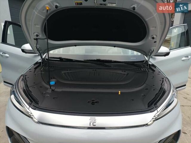 Білий БІД Yuan Plus, об'ємом двигуна 0 л та пробігом 1 тис. км за 23400 $, фото 42 на Automoto.ua