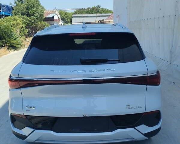 Белый БИД Yuan Plus, объемом двигателя 0 л и пробегом 6 тыс. км за 20300 $, фото 4 на Automoto.ua