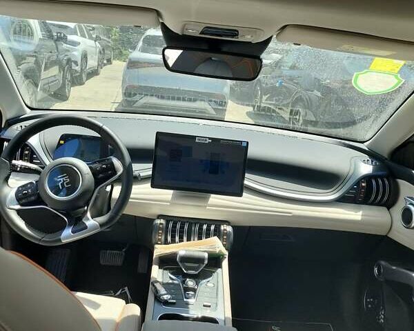 Білий БІД Yuan Plus, об'ємом двигуна 0 л та пробігом 3 тис. км за 19900 $, фото 8 на Automoto.ua